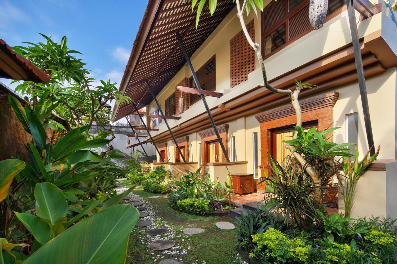 Mahe Garden Inn&Villas Kuta Lombok Exterior foto