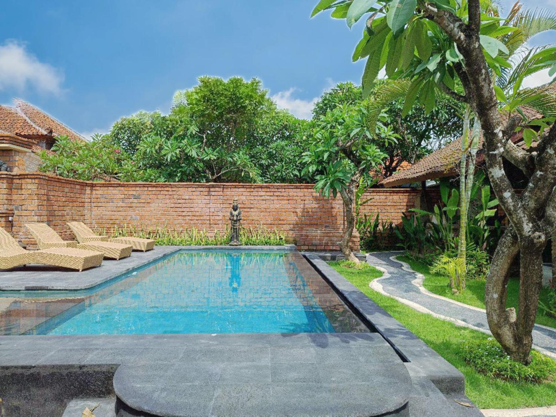 Mahe Garden Inn&Villas Kuta Lombok Exterior foto